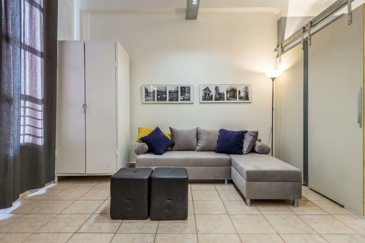 Renovated Loft At The Center Of Monastiraki Apartment Athens Luaran gambar